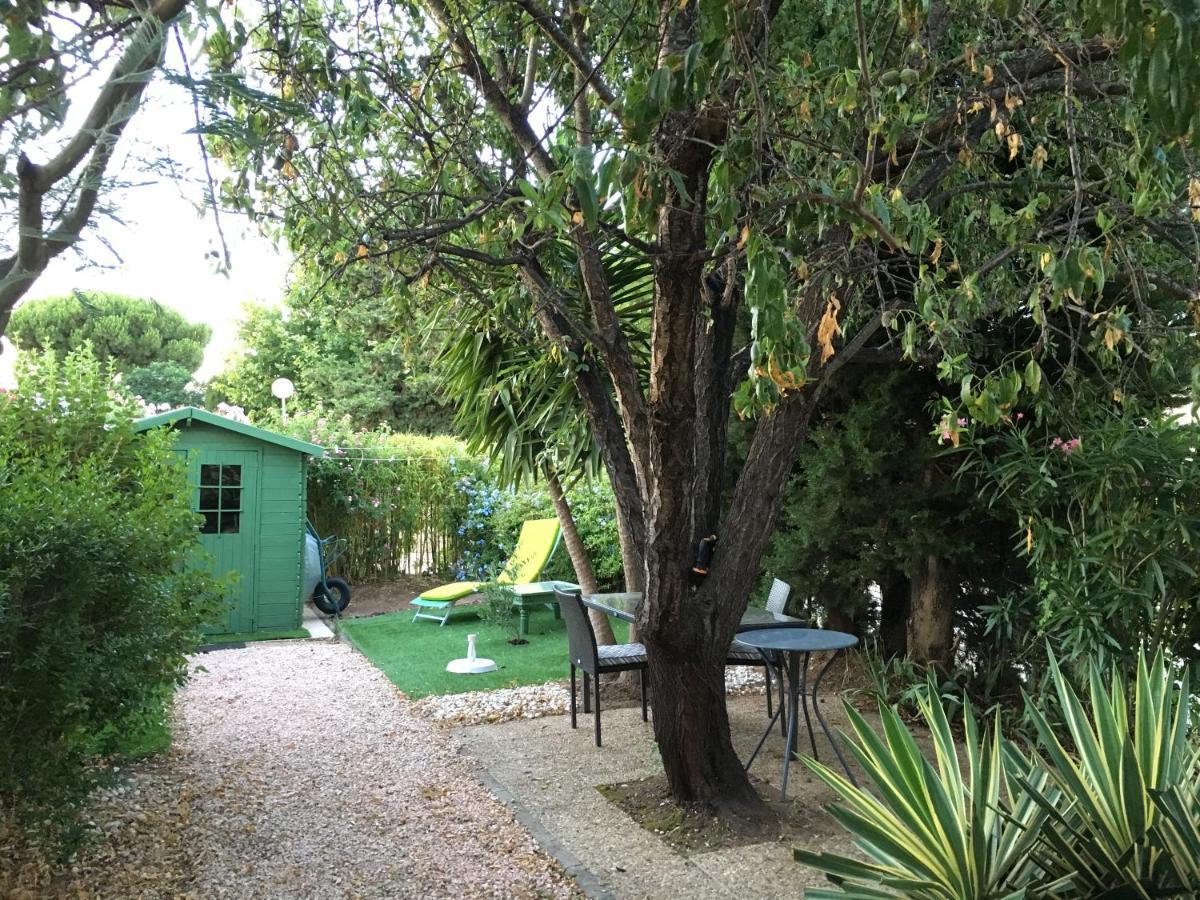 Villa De Vacances Au Calme Proche De La Mer La Londe-les-Maures Zewnętrze zdjęcie