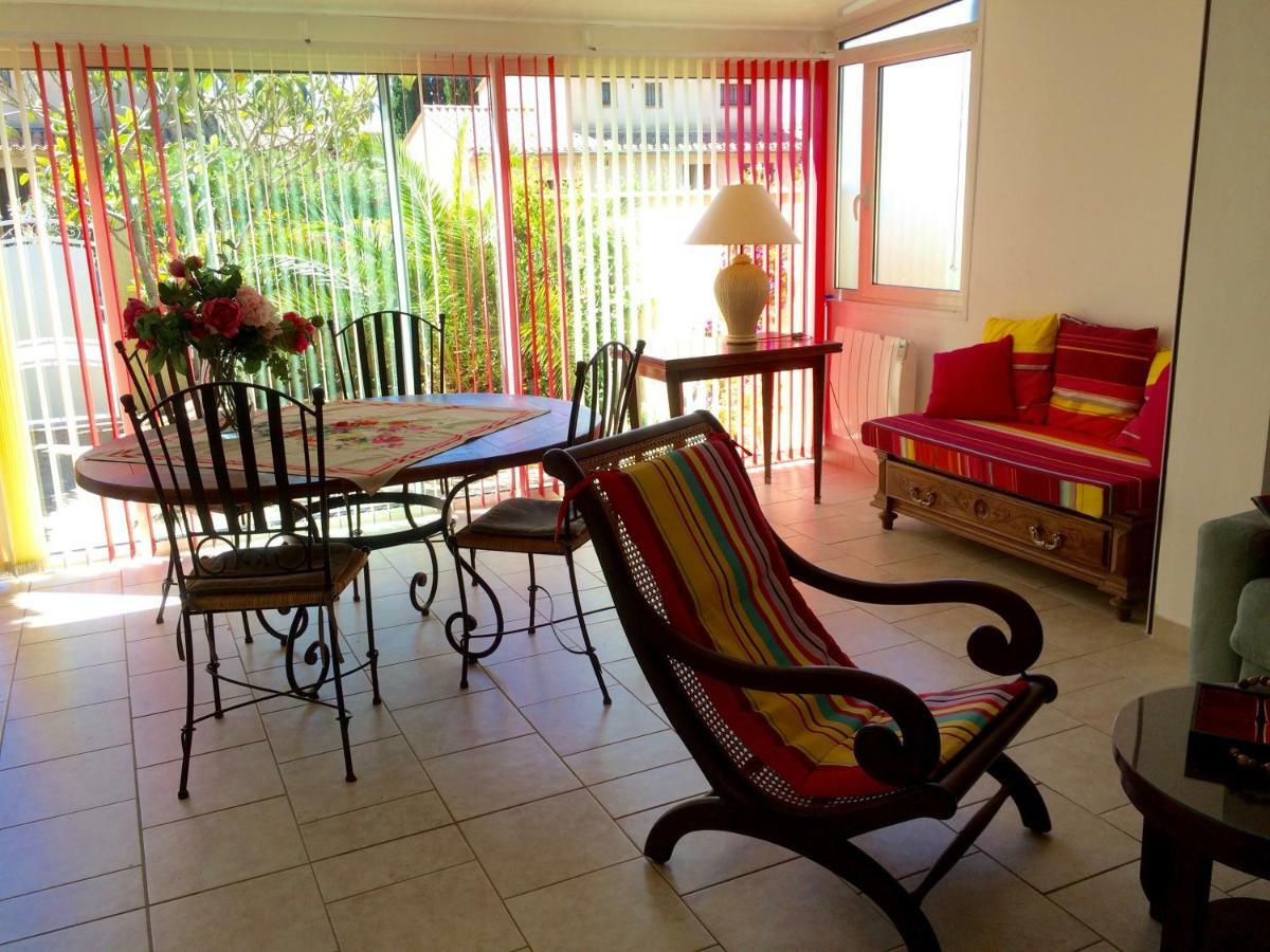 Villa De Vacances Au Calme Proche De La Mer La Londe-les-Maures Zewnętrze zdjęcie