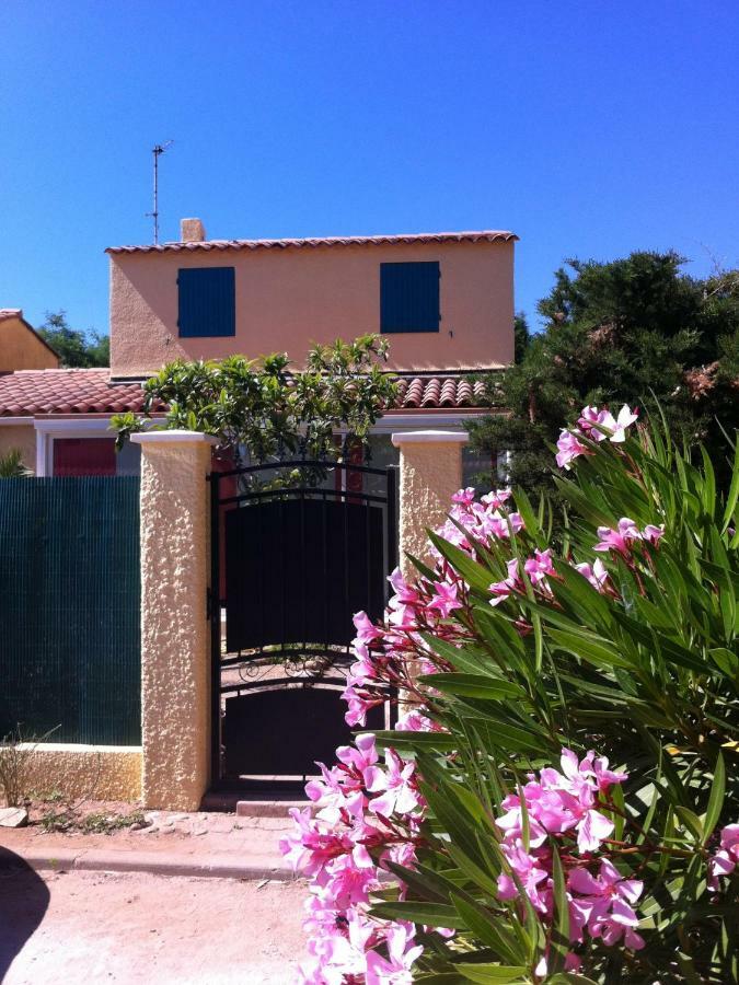 Villa De Vacances Au Calme Proche De La Mer La Londe-les-Maures Zewnętrze zdjęcie